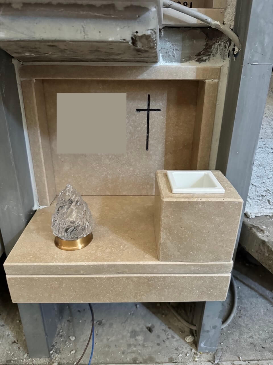 Ossario in travertino